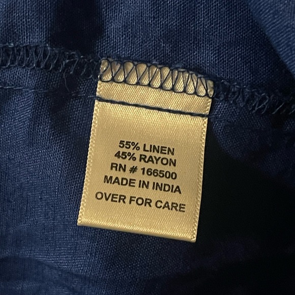 Emily Daniels Blue Linen Blend Roll-Tab Top XL - Picture 4 of 8